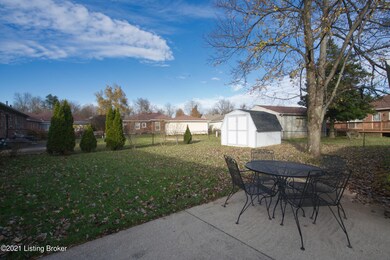 5805 Bucks Ln, Louisville, KY 40291 - photo 5