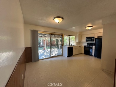 528 Shenandoah St, Thousand Oaks, CA 91360 - photo 4