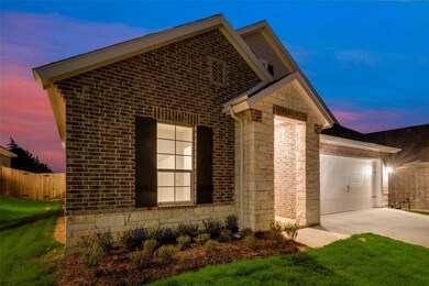 3603 Austin St, Gainesville, TX 76240 - photo 2