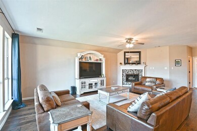 7021 Riverchase Trail, Denton, TX 76210 - photo 7