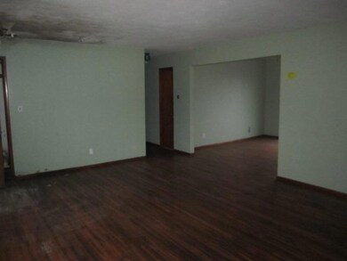 6035 Revenge Rd SW unit 2, Lancaster, OH 43130 - photo 5