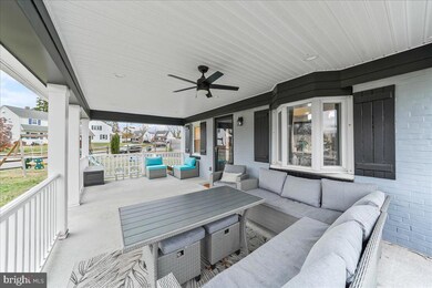 2330 Poe Rd, Secane, PA 19018 - photo 5