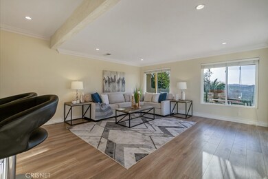 4927 Alatar Dr, Woodland Hills, CA 91364 - photo 6