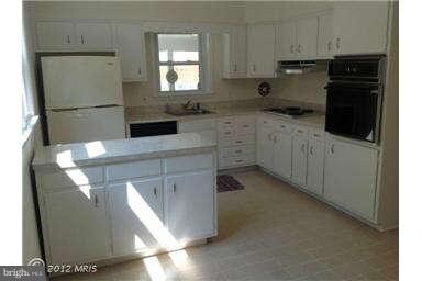 1831 Deer Dr, McLean, VA 22101 - photo 6