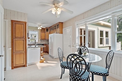 18 High St, Merrimac, MA 01860 - photo 4