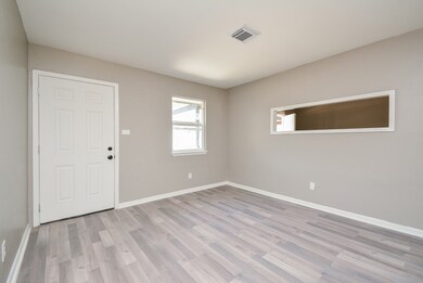 7724 Bretshire Dr, Houston, TX 77016 - photo 7