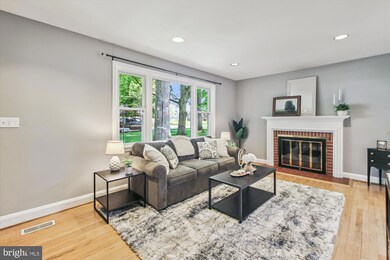 6506 Carroll Highlands Rd, Sykesville, MD 21784 - photo 2