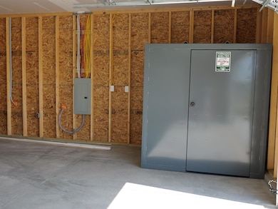 1032 Spring Creek Rd, McPherson, KS 67460 - photo 3