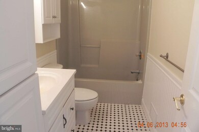 320 Cedar Ln, Annapolis, MD 21403 - photo 7