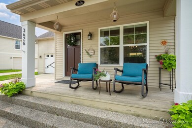 4-web-or-mls-3626 Blazing Star-4