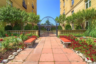 25 N Downing St unit 2-405, Denver, CO 80218 - photo 2