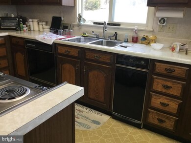 624 Cherry St, Franklin, WV 26807 - photo 7