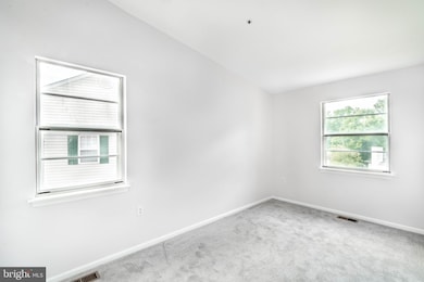13024 Silver Maple Ct, Bowie, MD 20715 - photo 7