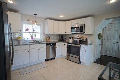 33 Barr St unit 2, Salem, MA 01970 - photo 7