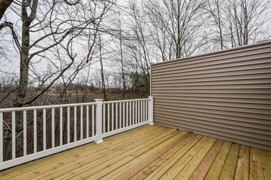 005-Deck-2267791-medium
