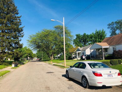 1304 Pauline Ave, Columbus, OH 43224 - photo 5