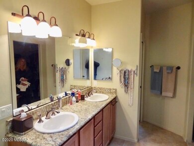 Master-Bathroom