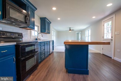 22 Patton Dr, Honey Brook, PA 19344 - photo 2