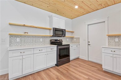 260 3rd St SW, Naples, FL 34117 - photo 7