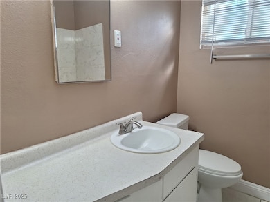 489 North Cir unit 2, Las Vegas, NV 89119 - photo 6