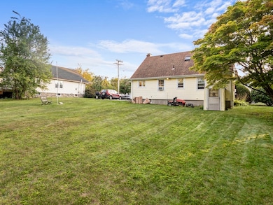 68 Housatonic St, Worcester, MA 01606 - photo 6