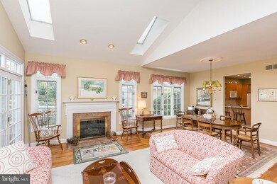 118 Loramie Cir unit 18, Berwyn, PA 19312 - photo 6