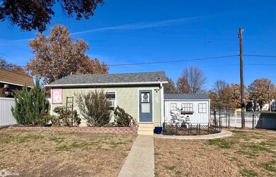 123 W Chestnut St, Clarinda, IA 51632 - photo 5