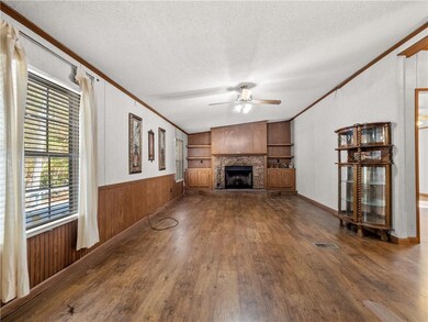 204 Valley Dr, Pineville, LA 71360 - photo 3