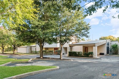 2613 Creek Side Dr, Temple, TX 76502 - photo 2