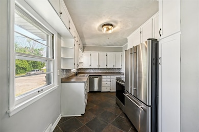 2600 Mount Vernon Rd SE, Cedar Rapids, IA 52403 - photo 5