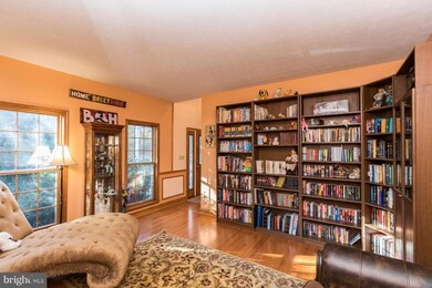 22942 Wintergreen Ln, California, MD 20619 - photo 5