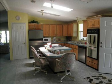 720 Deauville Dr, Punta Gorda, FL 33950 - photo 3