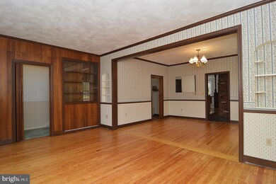 84 Chestnut St, Mohnton, PA 19540 - photo 4