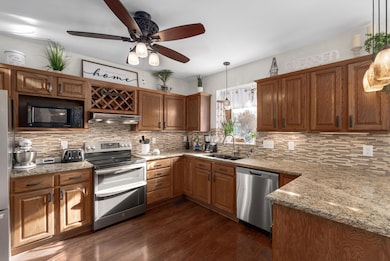 2410 N Watersedge Cir, Wichita, KS 67205 - photo 3