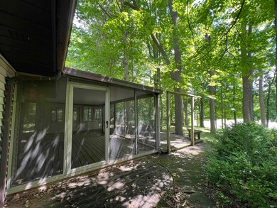 13236 Madden Rd, Churubusco, IN 46723 - photo 4