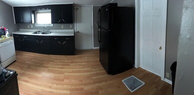 371 W 15th St, Auburn, IN 46706 - photo 5