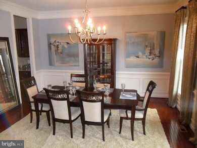 4206 Captain Perry Ct, Upper Marlboro, MD 20772 - photo 6