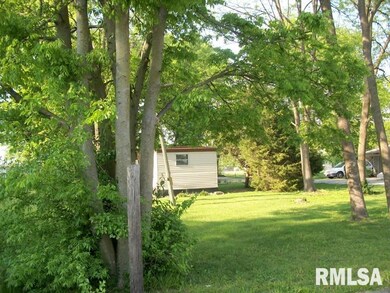 610 W Elm St, Harrisburg, IL 62946 - photo 6