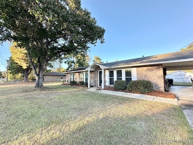 142 Maple St, Wetumpka, AL 36092 - photo 3