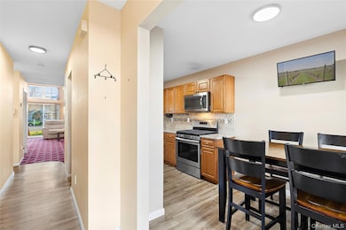 106 Northwood Blvd, Central Islip, NY 11722 - photo 2