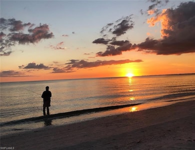 110 Bayview Ave, Fort Myers Beach, FL 33931 - photo 6