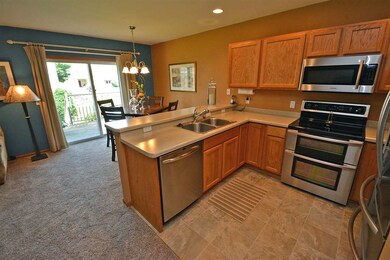 154 Elliott Ln, Oregon, WI 53575 - photo 6