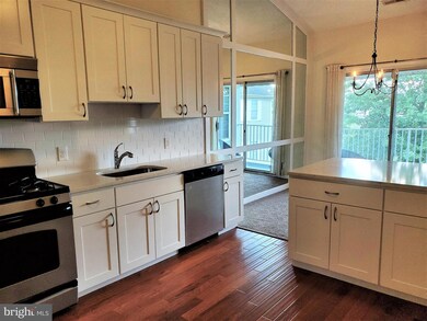 814 Eagles Chase Dr unit 825, Lawrence Township, NJ 08648 - photo 6