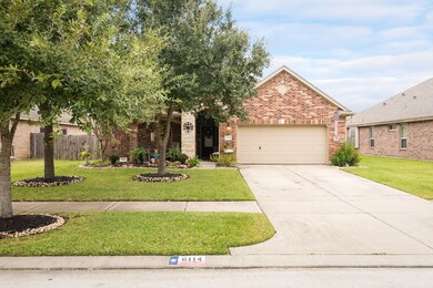 6114 Carnaby Ln, Rosenberg, TX 77471 - photo 5