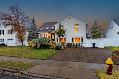 3641 Sarah Dr, Wantagh, NY 11793 - photo 2