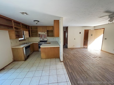 1406 Skipper Ave, Tahlequah, OK 74464 - photo 5