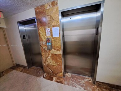 Bayswater Court Condominium unit 2Q, North Miami Beach, FL 33160 - photo 7