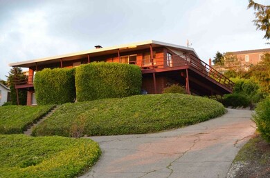 3529 Soundview Dr W, University Place, WA 98466 - photo 2