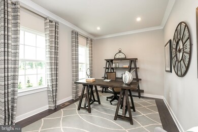 1110 Futurity St, Frederick, MD 21702 - photo 3