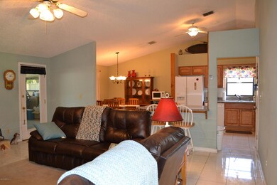 8171 Pineverde Ln, Jacksonville, FL 32244 - photo 3